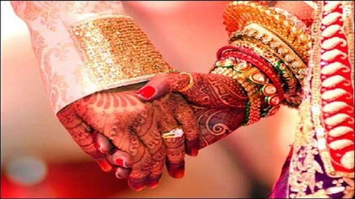 two shocking incidents in darbhanga one made a second marriage the other drove the pregnant wife out of the house