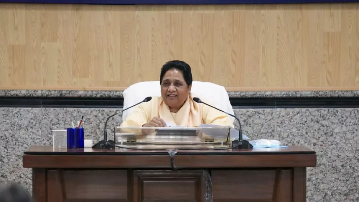 Mayawati : बसपा की अध्यक्ष मायावती की अपील, देश की आजादी के 75 वर्ष होने पर घर पर तिरंगा लगाकर मनाएं खुशी