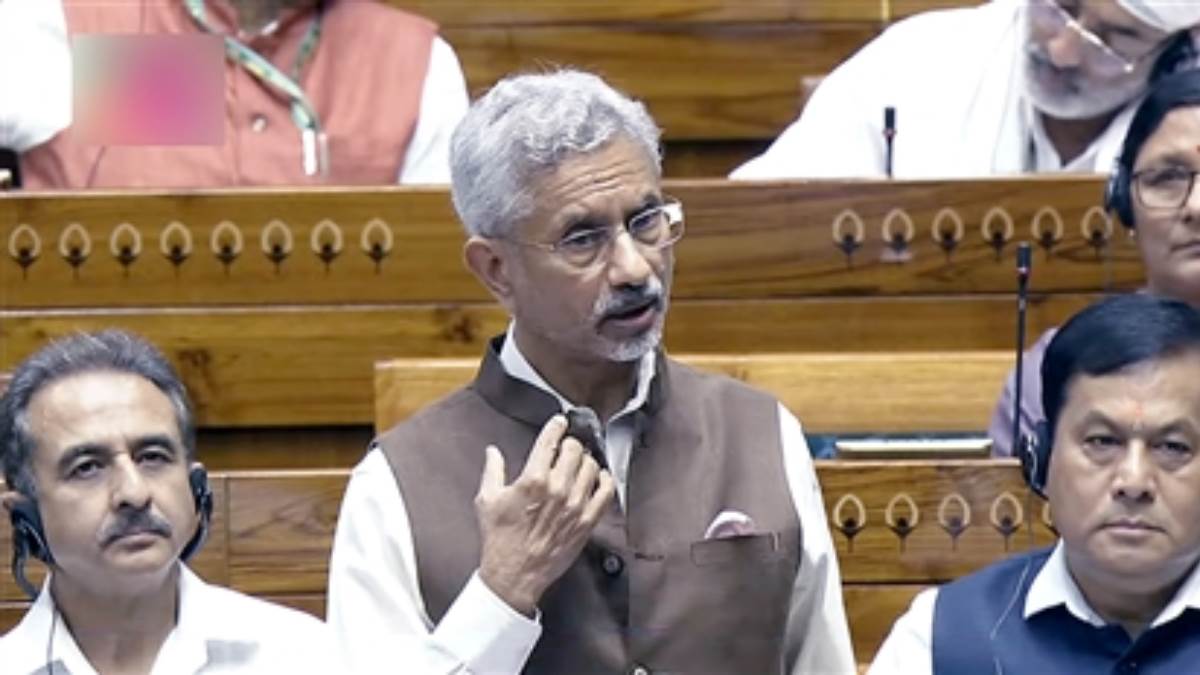 https://www.jagranimages.com/images/newimg/09082024/09_08_2024-s_jaishankar_parliament_23775378.jpg
