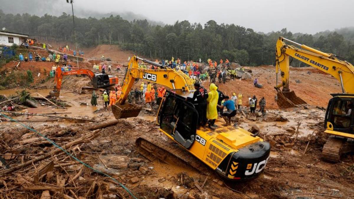 https://www.jagranimages.com/images/newimg/09082024/09_08_2024-wayanad_landslide_23775324.jpg