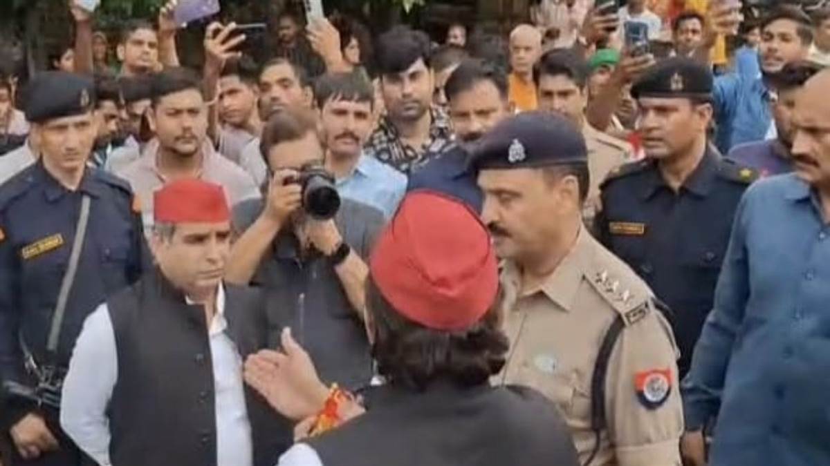 https://www.jagranimages.com/images/newimg/09082025/09_08_2025-akhilesh_yadav_latest_news_24008377.jpg