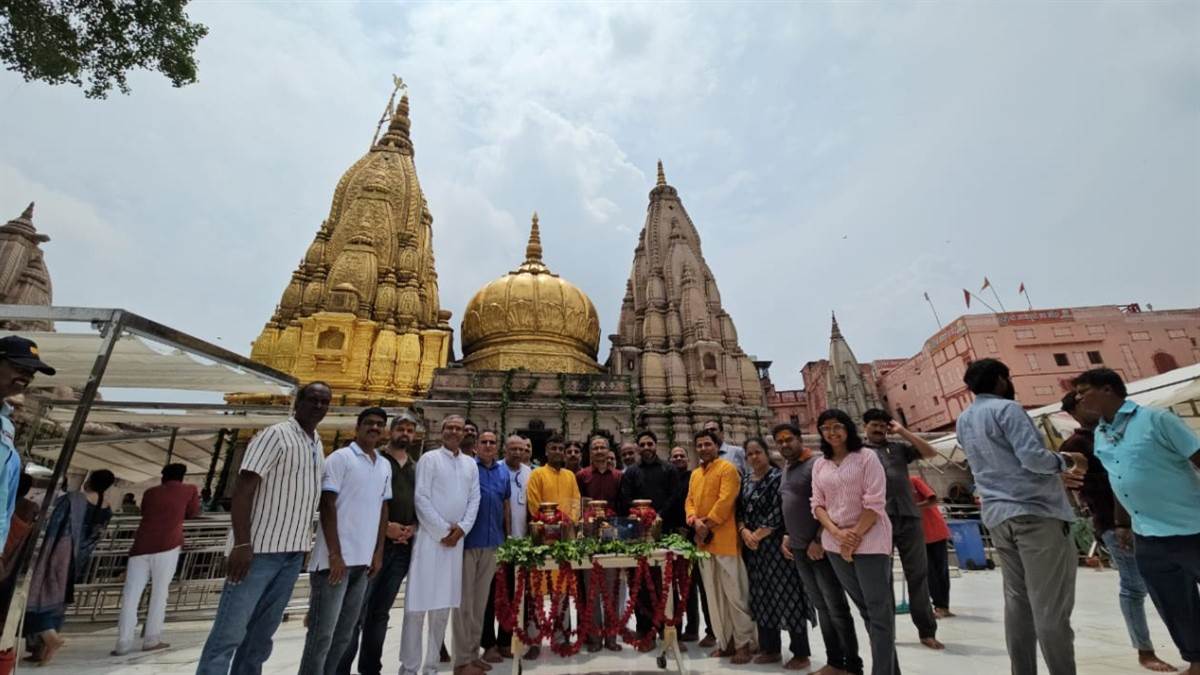 https://www.jagranimages.com/images/newimg/09082025/09_08_2025-baba2_24008102.jpg