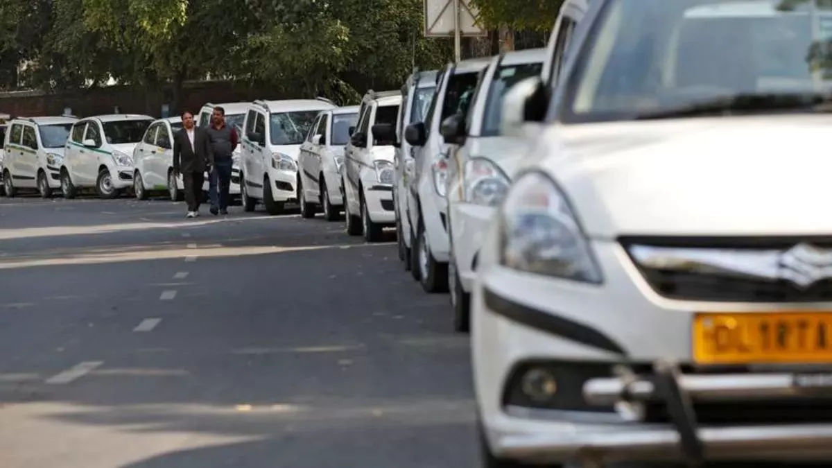 Taxi-Bus Permit Cancellation: नोएडा में 500 टैक्सी और बसों के परमिट रद, इस कारण से हुई कार्रवाई