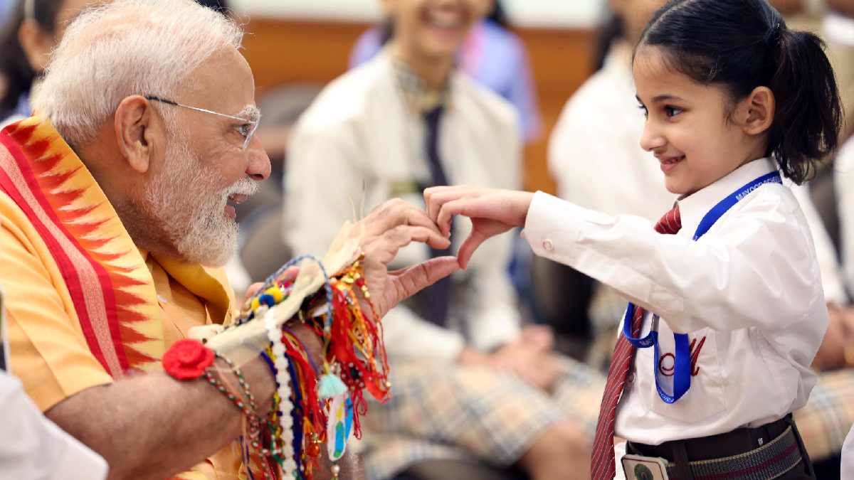 https://www.jagranimages.com/images/newimg/09082025/09_08_2025-pm_modi_rakhshabandhan_2025_24008087.jpg