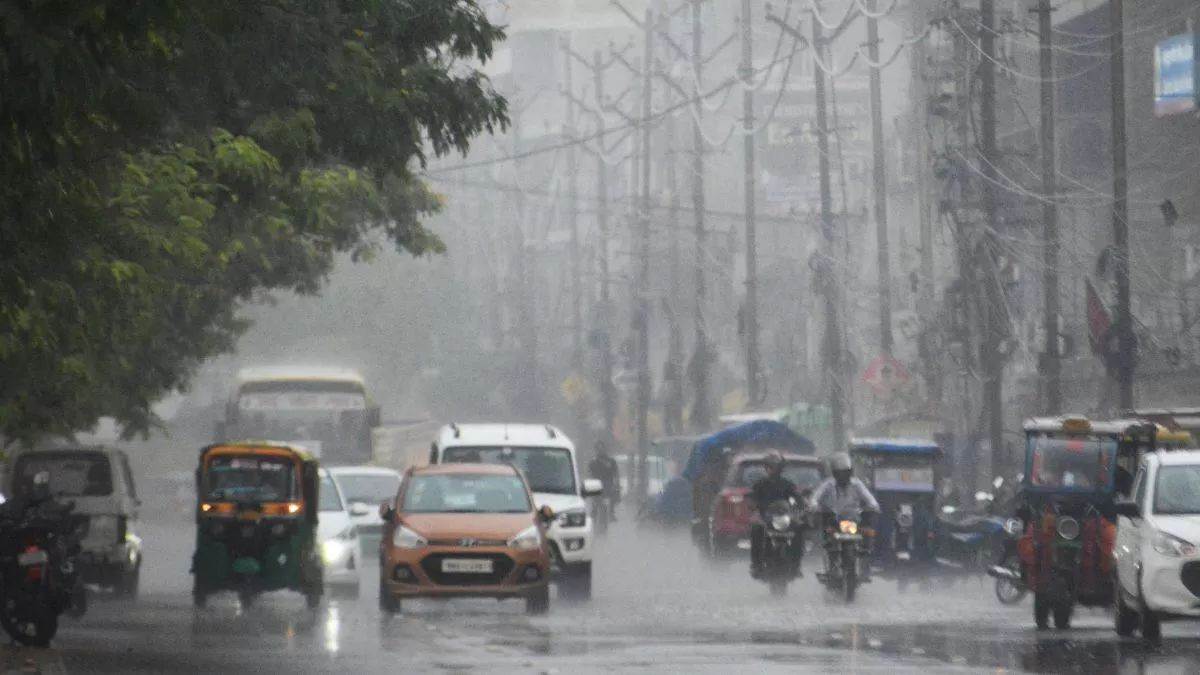 https://www.jagranimages.com/images/newimg/09082025/09_08_2025-rain_24007903_71217132.jpg