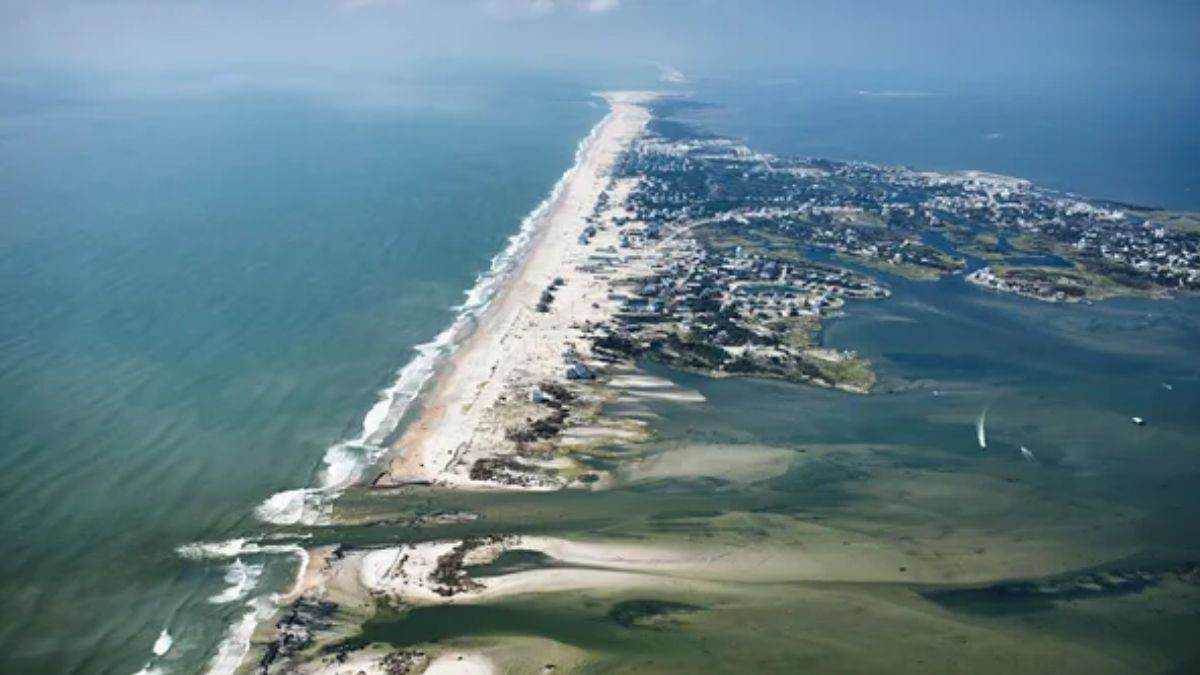 https://www.jagranimages.com/images/newimg/09082025/09_08_2025-rising_sea_level_24008002.jpg