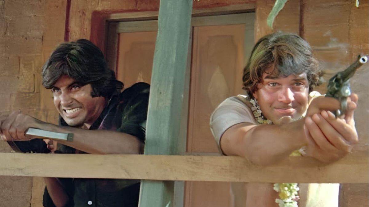 https://www.jagranimages.com/images/newimg/09082025/09_08_2025-sholay_1_24008393.jpg
