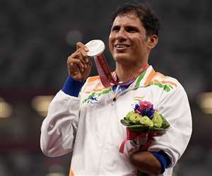 पैरालिंपिक के तीन बार के पदक विजेता भाला फेंक खिलाड़ी देवेंद्र झाझरिया