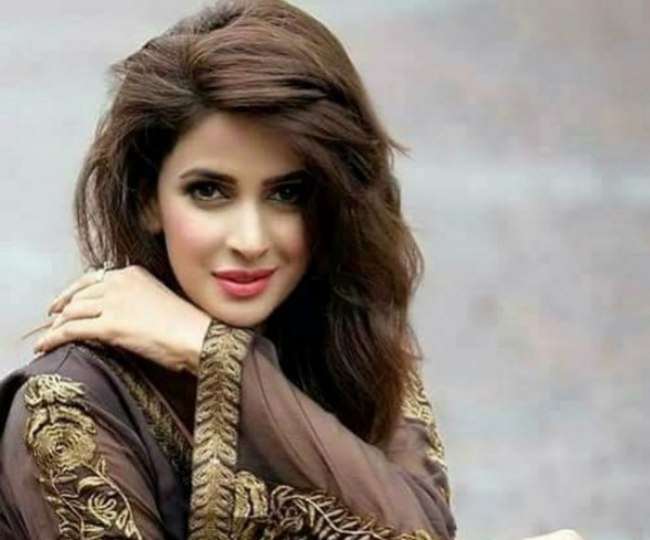 https://www.jagranimages.com/images/newimg/09092021/09_09_2021-saba_qamar_22004552.jpg