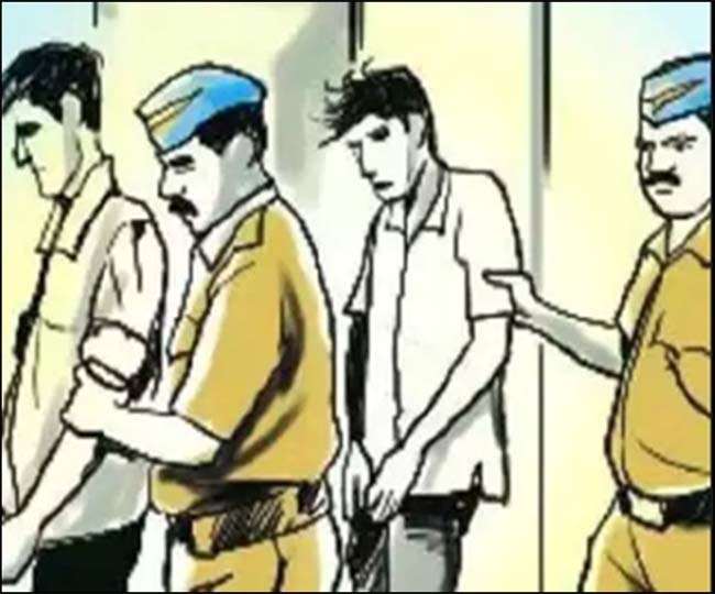 Dumka Bus Stand में एक महिला के लिए दो युवकों में चाकूबाजी, पुलिस ने किया काबू - Knife pelting between two youths for a woman in Dumka, Jharkhand Dumka Hindi News Dumka Bus Stand में एक महिला के लिए दो युवकों में चाकूबाजी, पुलिस ने किया काबू - Knife pelting between two youths for a woman in Dumka, Jharkhand Dumka Hindi News
