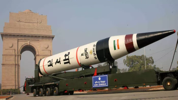 भारत की अग्नि-5 एक इंटरकांटिनेंटल बैलेस्टिक मिसाइल है।