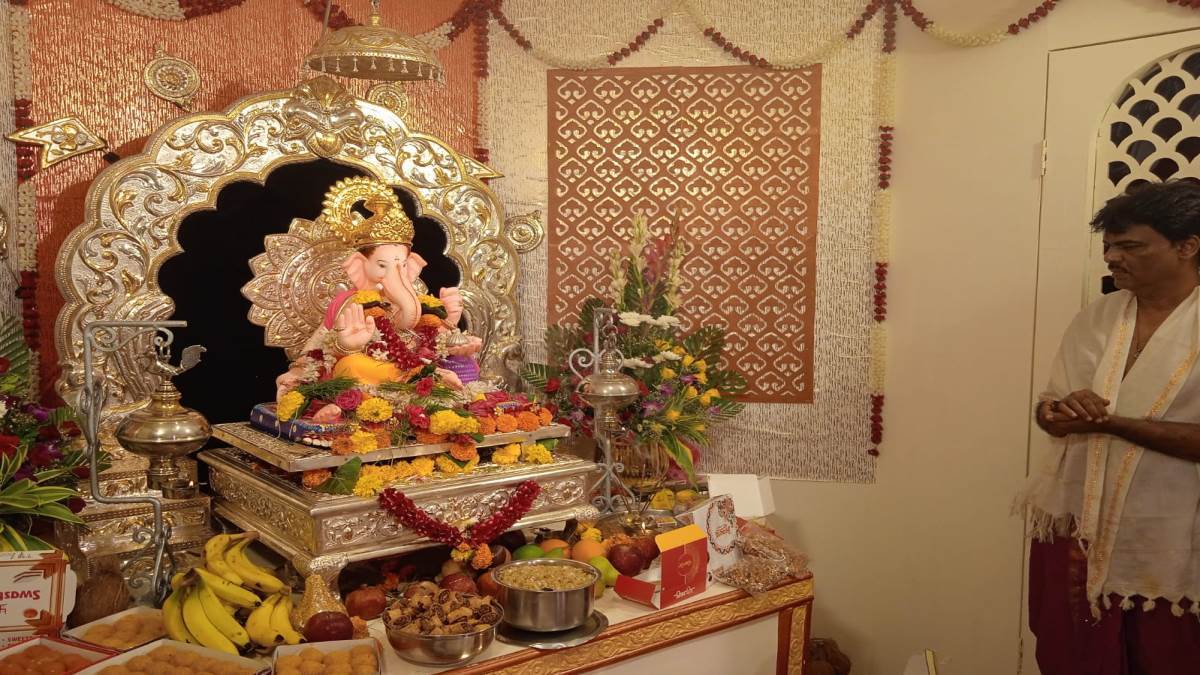https://www.jagranimages.com/images/newimg/09092022/09_09_2022-ganesha_23055049.jpg