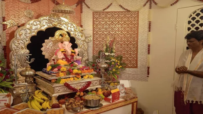 गणेशोत्सव एक दिन इतना बड़ा उत्सव बन देशवासियों को ही नहीं, दुनिया भर में भारत को एक अलग पहचान देगा।