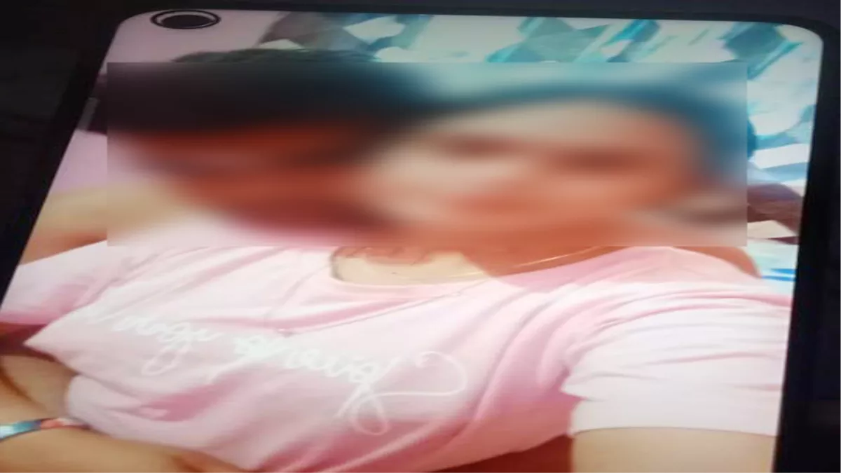 गोपालगंज के राजद नेता की तस्वीर इंटरनेट मीडिया पर वायरल हुई है। साभारः इंटरनेट मीडिया।