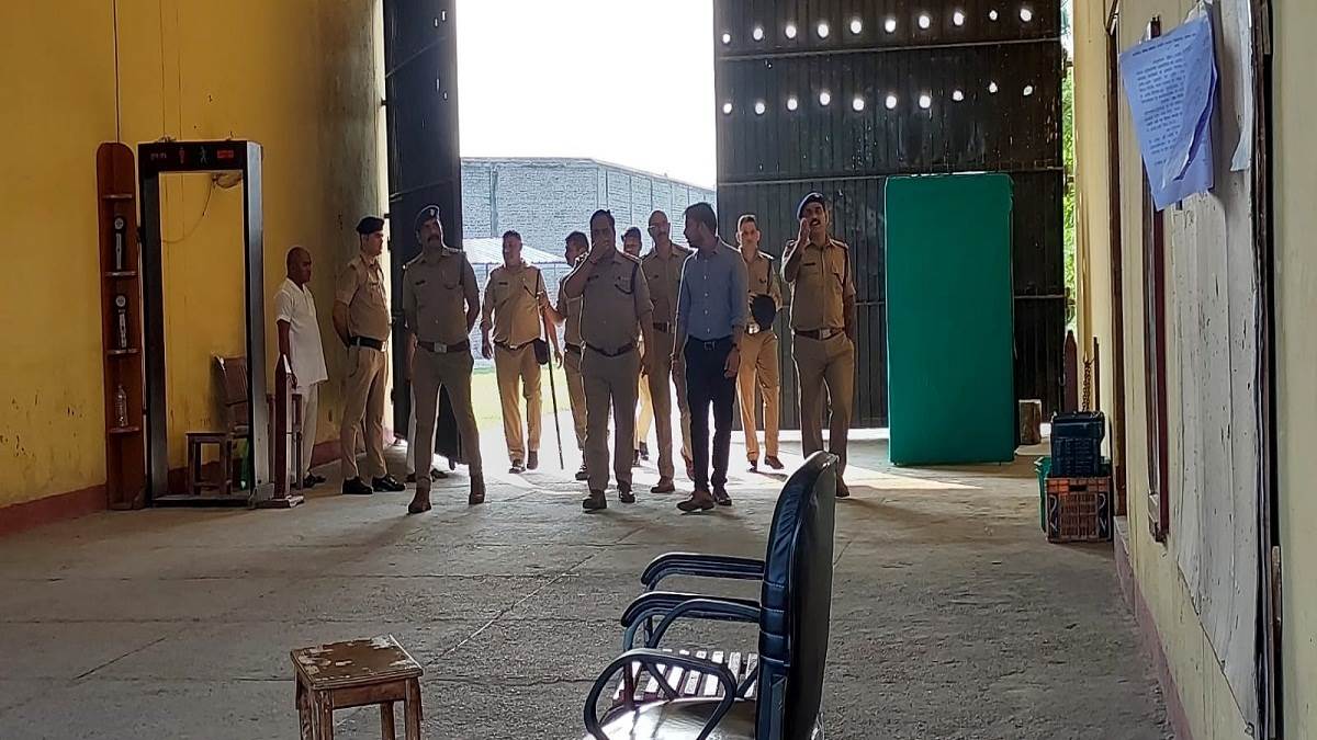 Sitarganj Central Jail में नई नहीं है मोबाइल मिलने की घटना, जांच आगे