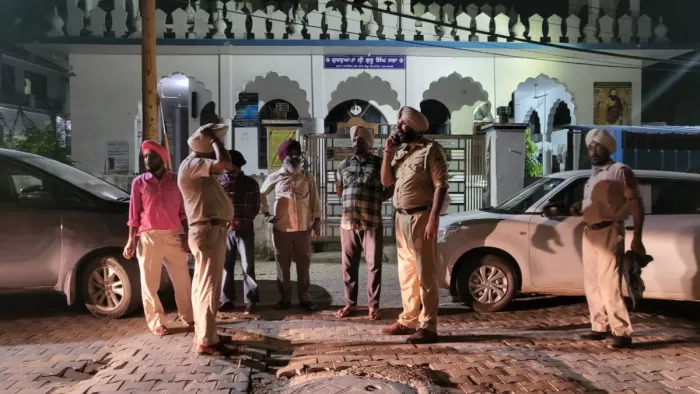 मोहाली में बदमाशों की दबंगई, मोटरसाइकिल सवार दो युवकों ने घर में घुसकर की फायरिंग
