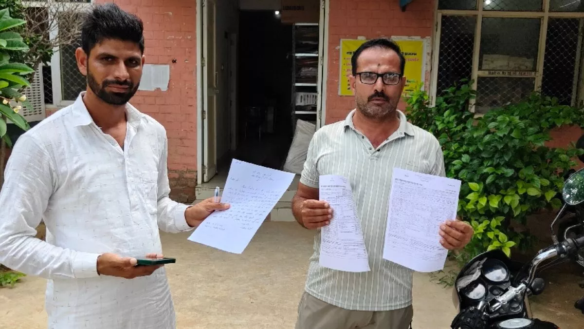 बिजली विभाग ने थमाया एक करोड़ का बिल, शिकायत करने पहुंचे तो जेई ने की अभद्रता, दर-दर भटकने को मजबूर