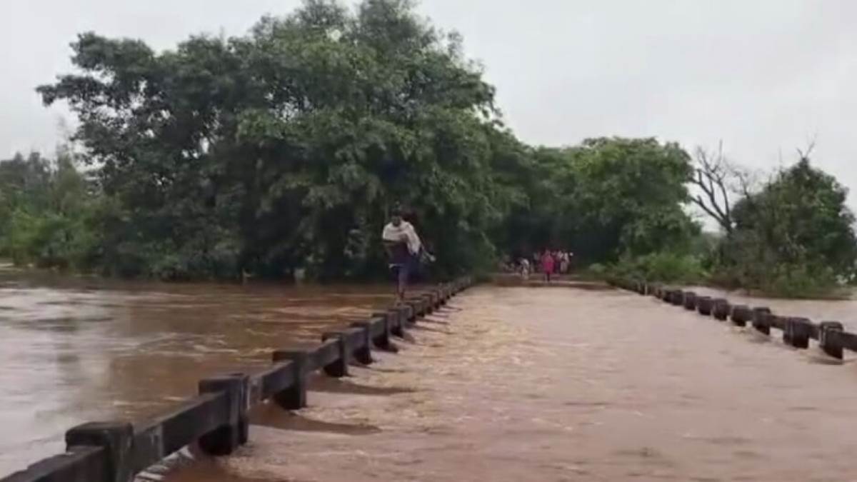 https://www.jagranimages.com/images/newimg/09092024/09_09_2024-odisha_flood_23793863_17442826.jpg