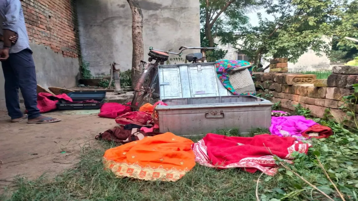 UP News: बस्ती में अलग-अलग चार स्थानों पर हुई चोरी की वारदात, नकदी व गहने साफ, पुलिस जांच में जुटी