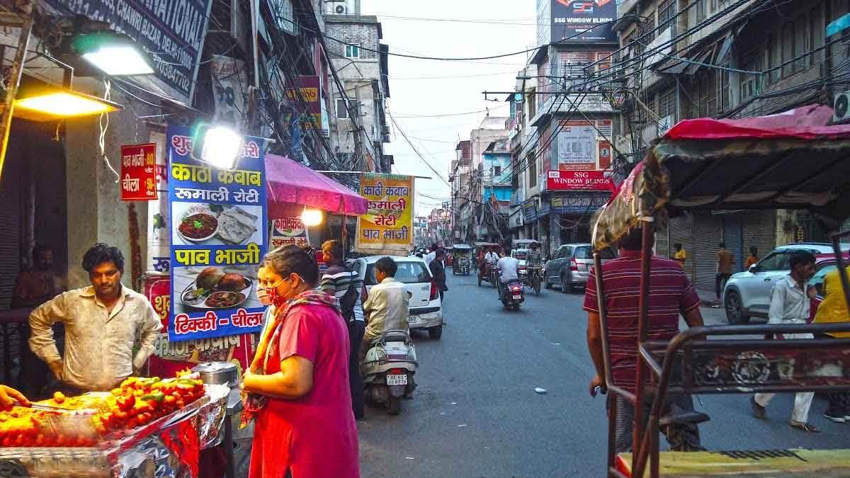 https://www.jagranimages.com/images/newimg/09092025/09_09_2025-chawdi_market_24041454_231448395.jpg