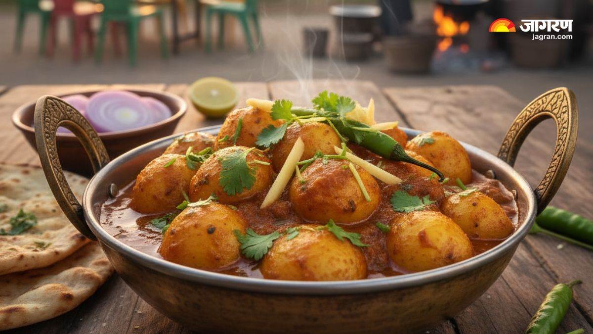 https://www.jagranimages.com/images/newimg/09092025/09_09_2025-dhaba_style_dum_aloo_recipe_24041132.jpg