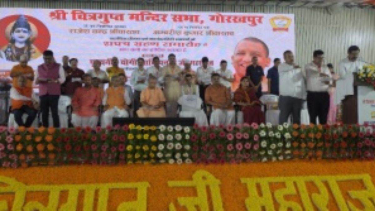 https://www.jagranimages.com/images/newimg/09092025/09_09_2025-gorakhpur_cm_yogi_24041559.jpg