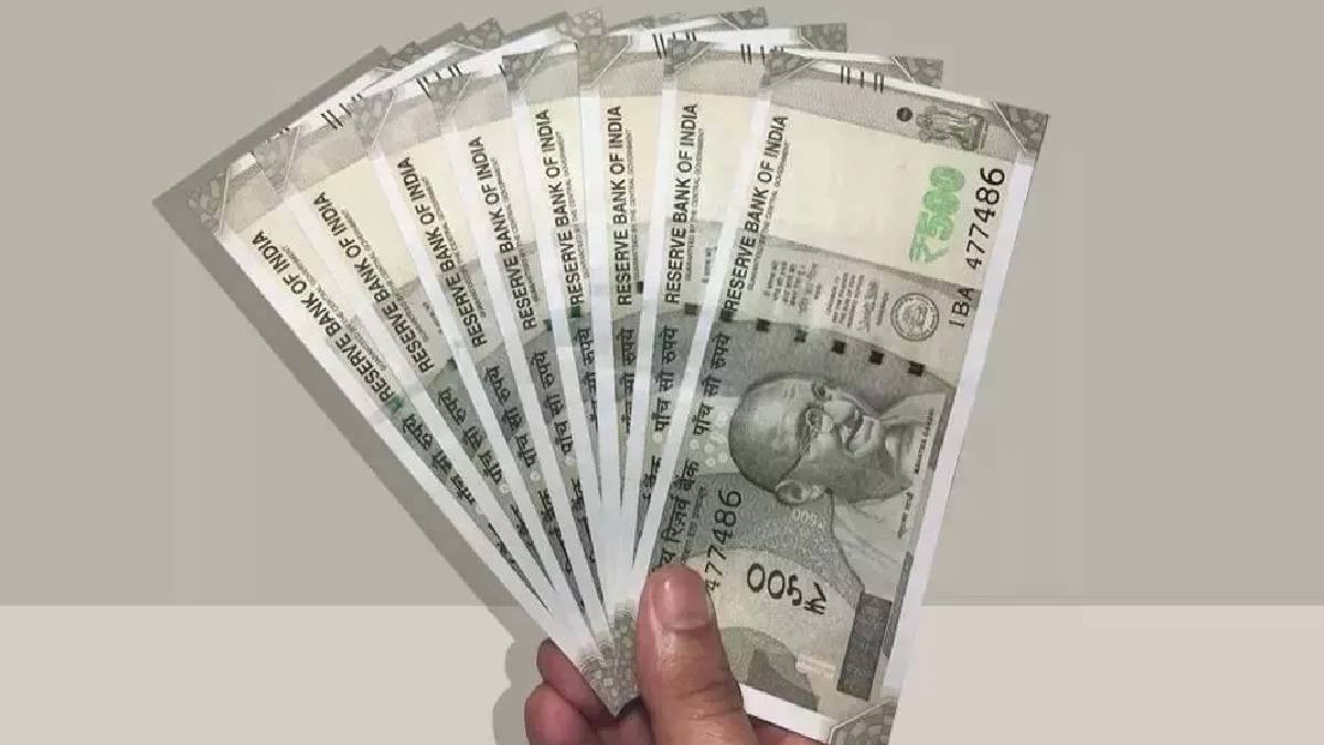 https://www.jagranimages.com/images/newimg/09092025/09_09_2025-indian_household_spending_24041418.jpg