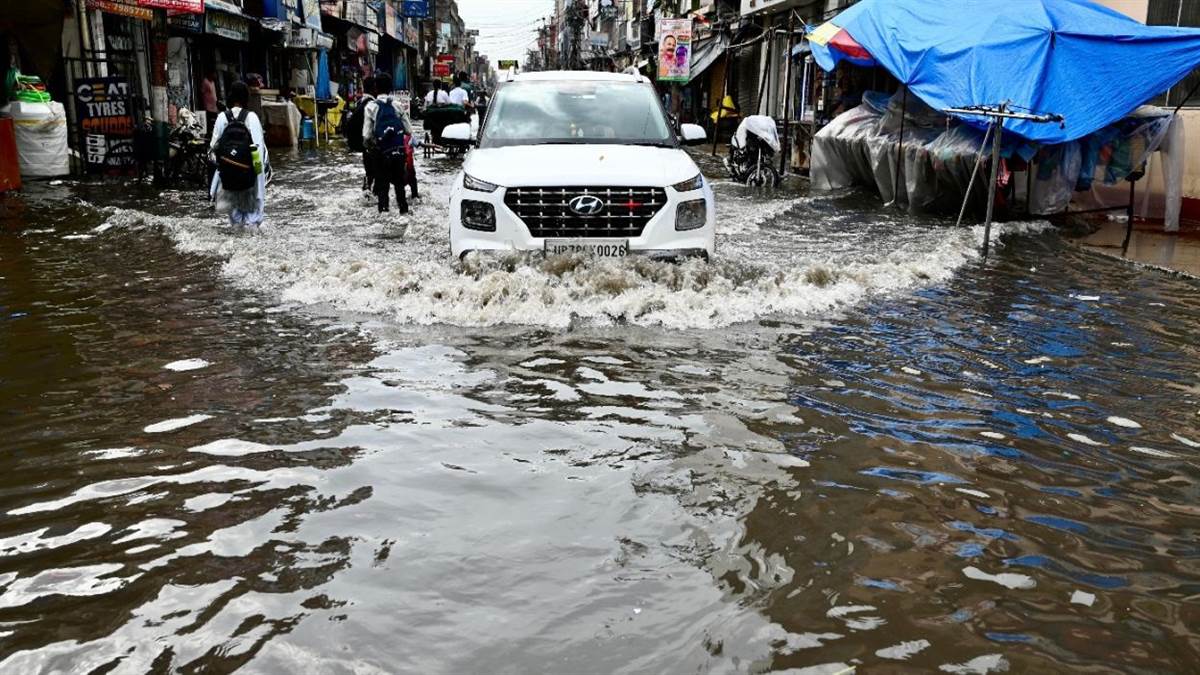 https://www.jagranimages.com/images/newimg/09092025/09_09_2025-kanpur_rain_6_24040504.jpg