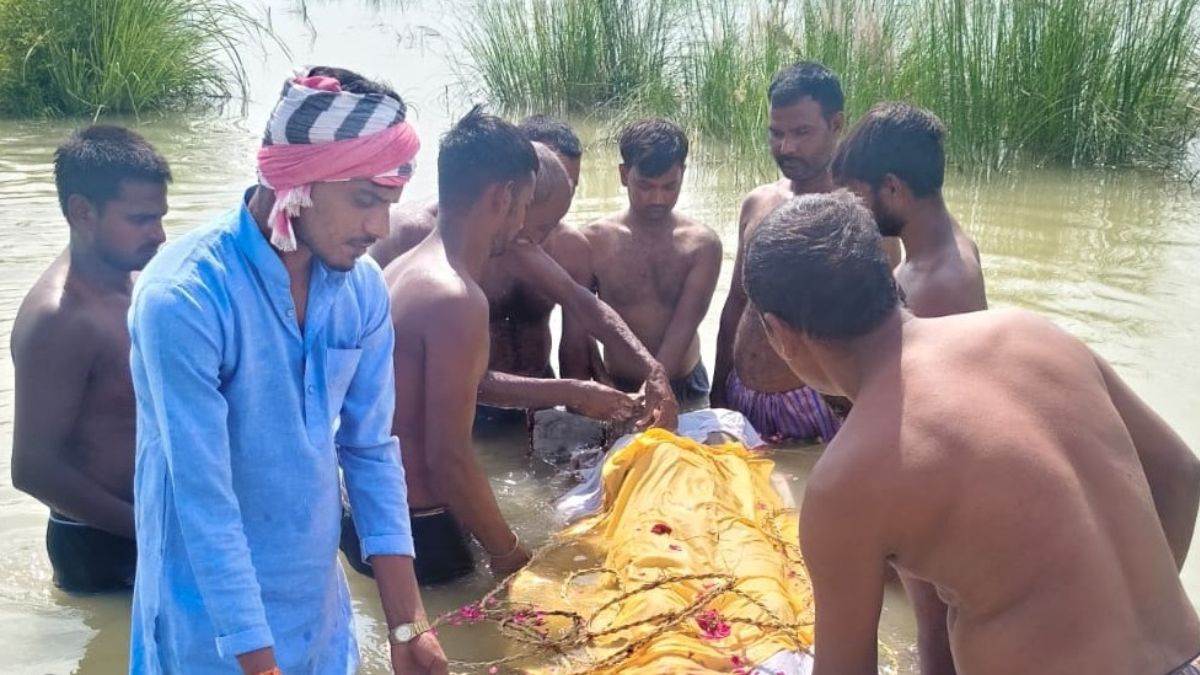 https://www.jagranimages.com/images/newimg/09092025/09_09_2025-kasganj_floods_24040767.jpg