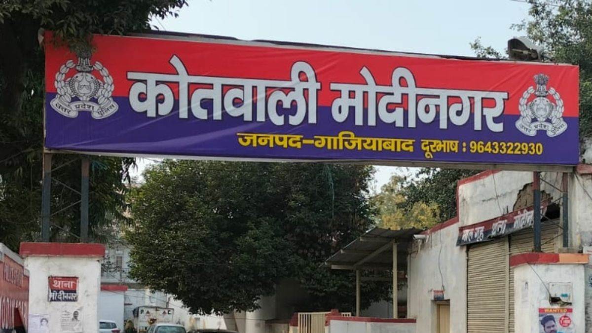 https://www.jagranimages.com/images/newimg/09092025/09_09_2025-modinagar_police_24041241_183544821.jpg