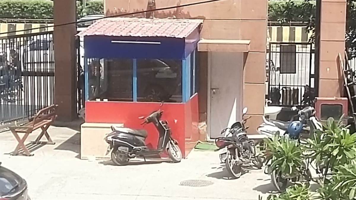 https://www.jagranimages.com/images/newimg/09092025/09_09_2025-noida_news_update_81_24040675.jpg