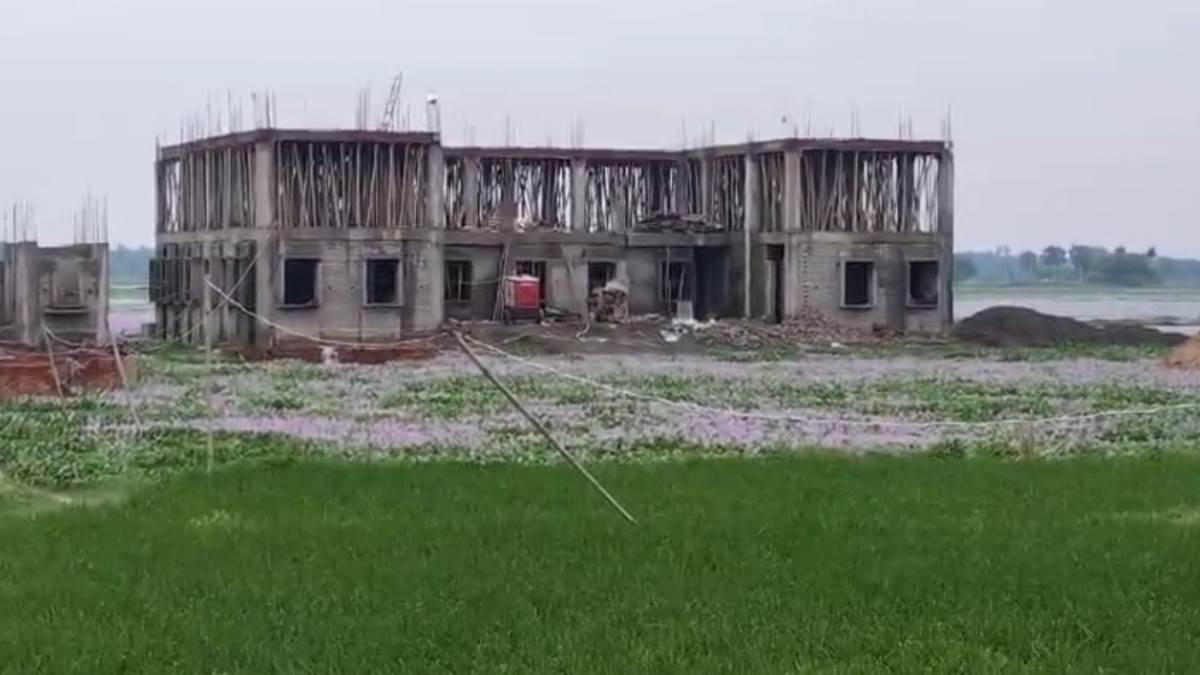 https://www.jagranimages.com/images/newimg/09092025/09_09_2025-panchayat_bhawan_24040776.jpg