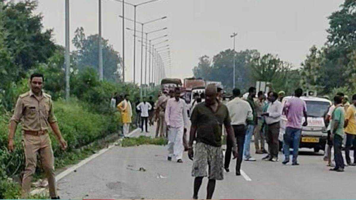 https://www.jagranimages.com/images/newimg/09092025/09_09_2025-sitapur_accident__24041124.jpg