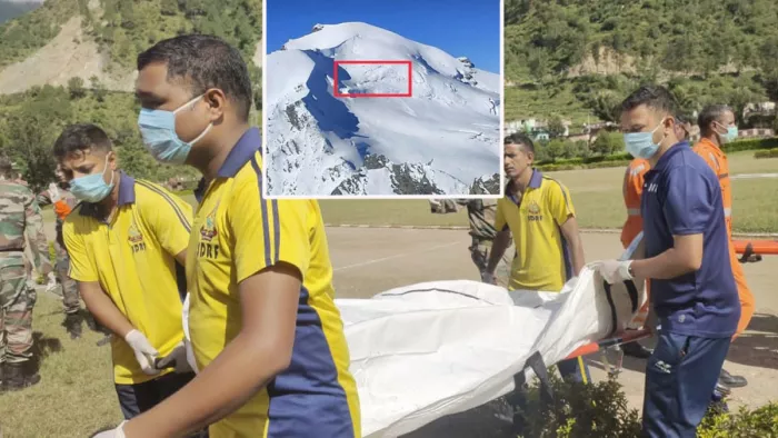 Uttarkashi Avalanche : दो पर्वतारोहियों की तलाश में खोज अभियान जारी। फाइल फोटो