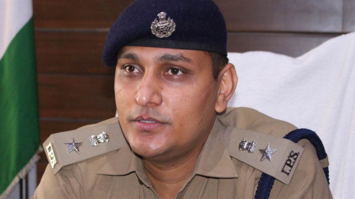 rapidly increasing incidents of vehicle theft police failed to curb