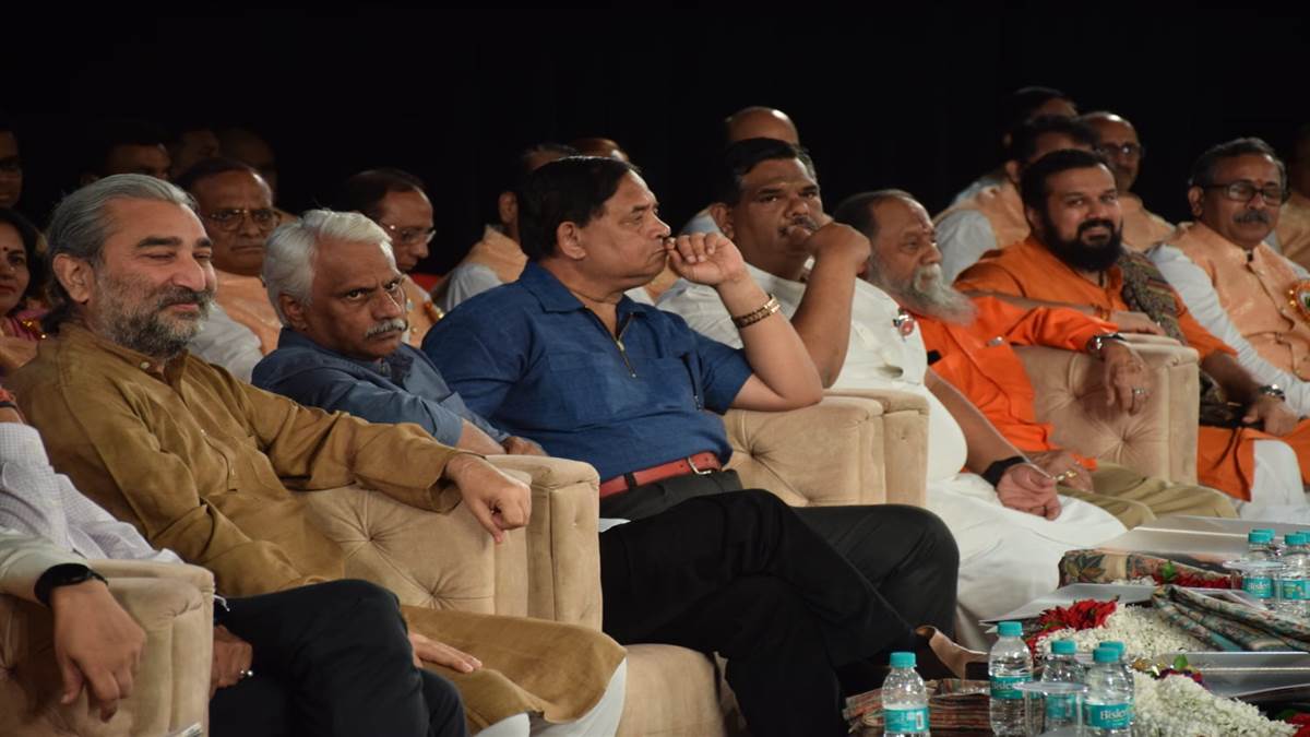 one who could not make full pajama what will the fountain be made said nationalist thinker pushpendra kulshrestha in varanasi