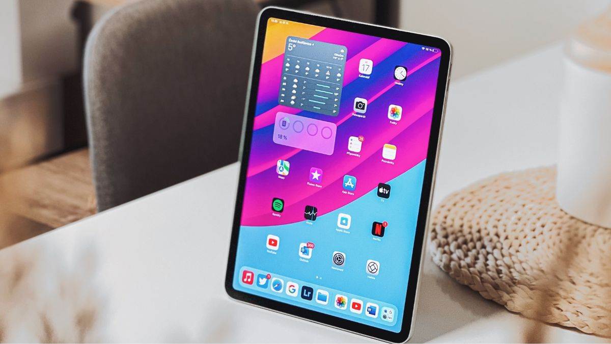 टैबलेट की दुनिया के ये Apple iPad हैं किंग, फ़ास्ट प्रोसेसर के चलते क्रिटिक्स ने की है भर-भर कर तारीफ