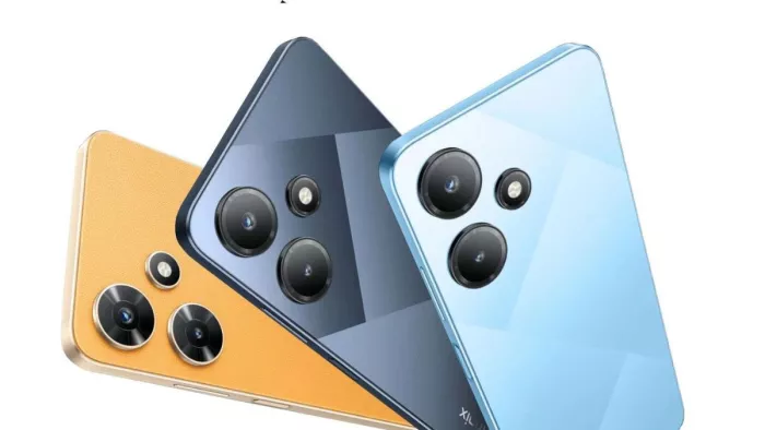 Infinix HOT 30i फोन में 6GB रैम और 50MP का कैमरा दिया गया है।