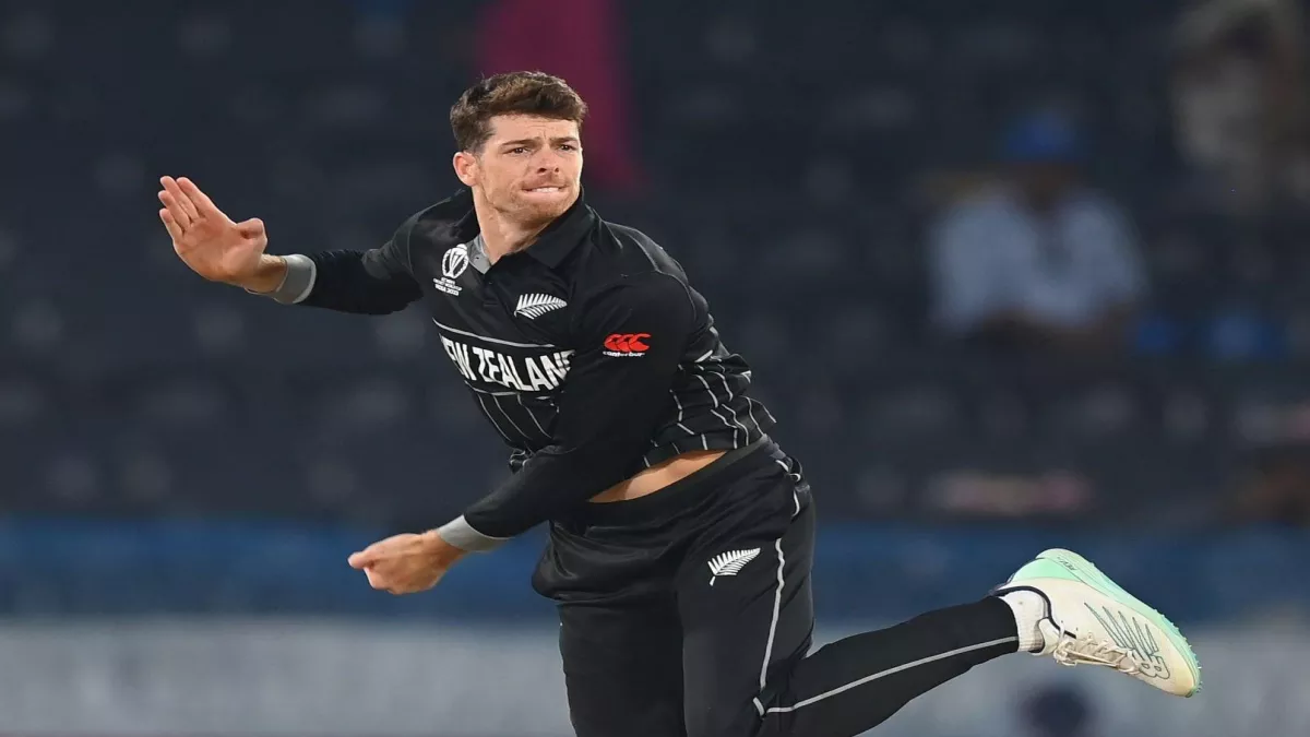 NZ vs NED: बल्ले के बाद गेंद से भी लूटी Mitchell Santner ने महफिल, न्यूजीलैंड ने चखा लगातार दूसरी जीत का स्वाद - New Zealand beat Netherlands by 99 runs in ICC