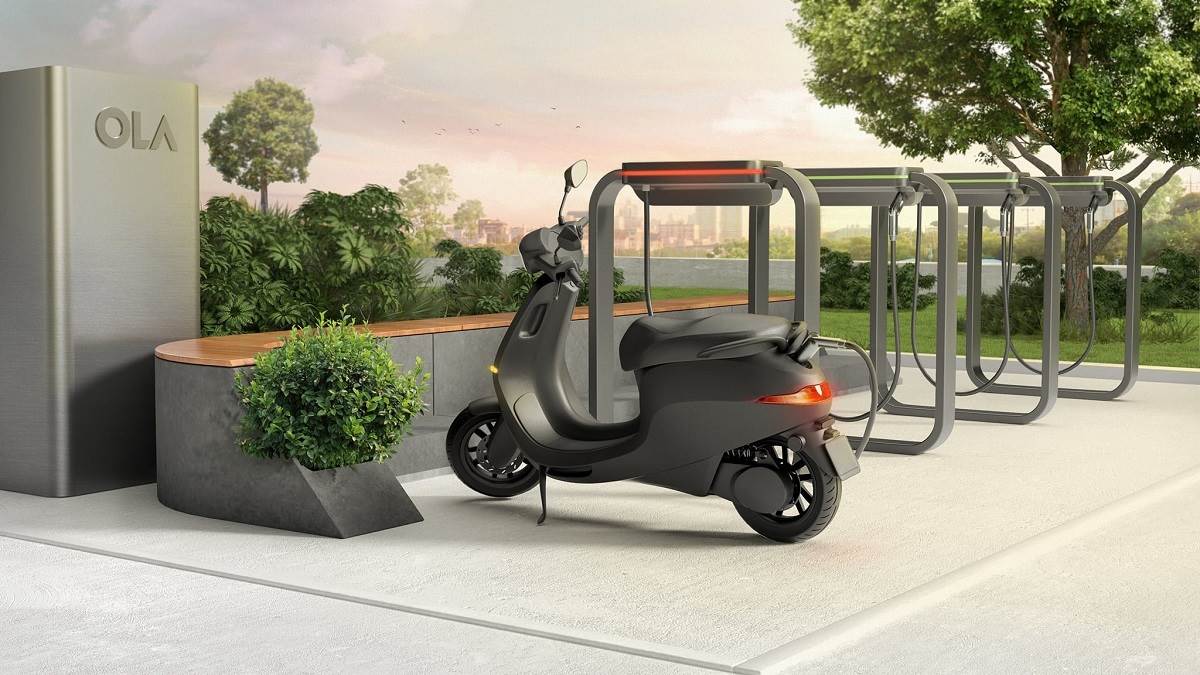 https://www.jagranimages.com/images/newimg/09102024/09_10_2024-amazon_great_indian_festival_sale_on_electric_scooter_23812333.jpg