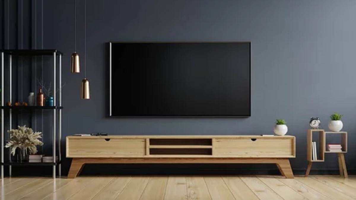 https://www.jagranimages.com/images/newimg/09102024/09_10_2024-cover_photo-led-dark-wall-living-room_23812870.jpg
