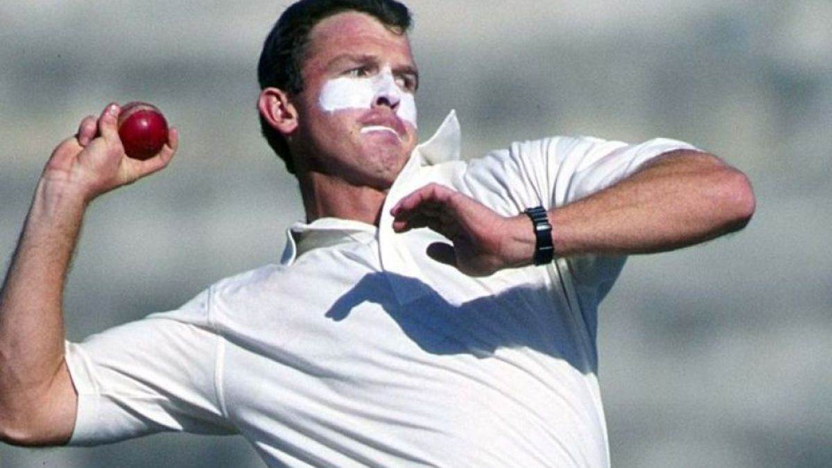 on this day in cricket australia beat team india in 1987 world cup semi final by 1 run craig mcdermott