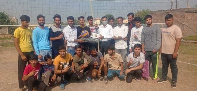 दाता रणपत देव क्लब ने जीता वॉलीबाल मैच - data ranpat dev winner, jammu ...