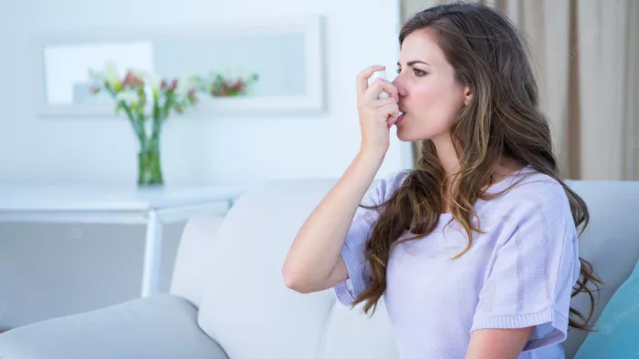Asthma Prevention Tips: प्रदूषण के खतरनाक प्रभावों से बचे रहने के लिए अस्थमा के मरीज इन बातों का रखें ख्याल