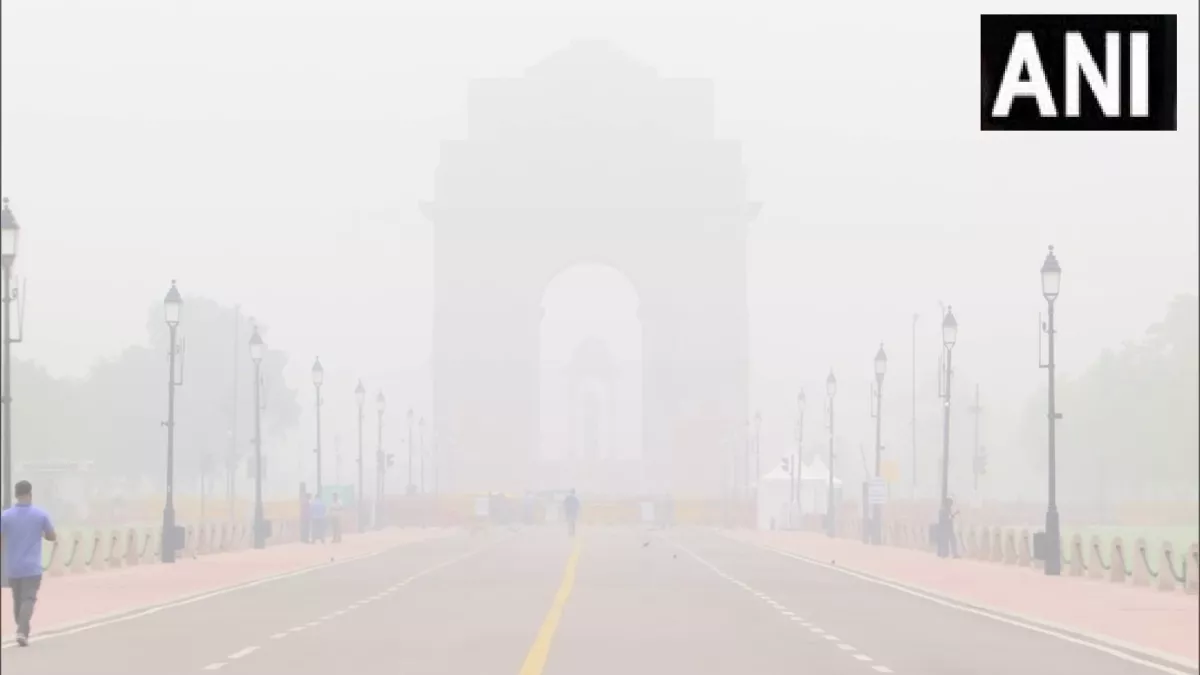 Delhi NCR Pollution: अभी और खराब होगी दिल्ली-एनसीआर की हवा, AQI आज भी ‘बेहद खराब'; हल्की बारिश के आसार