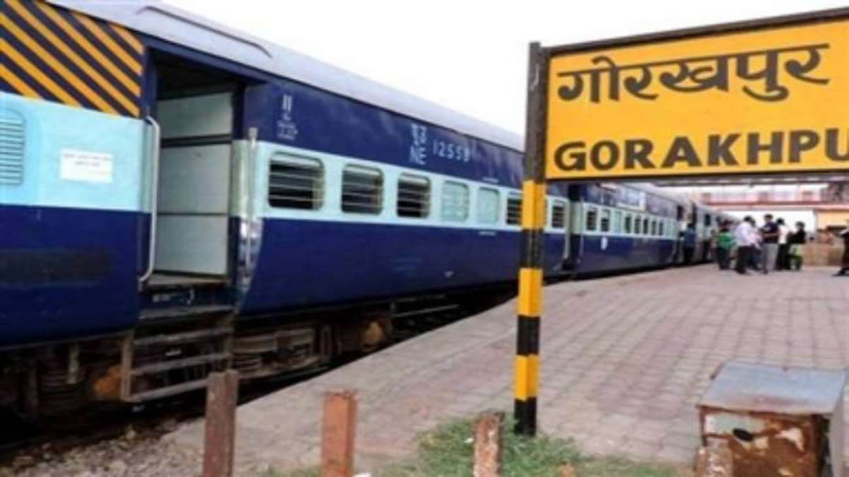 saharsa anandvihar express reached gorakhpur by 13 hours and darbhanga new delhi express by seven hours