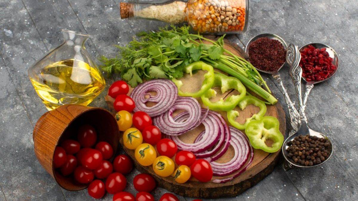 https://www.jagranimages.com/images/newimg/09112024/09_11_2024-mediterranean_diet_23828197.jpg