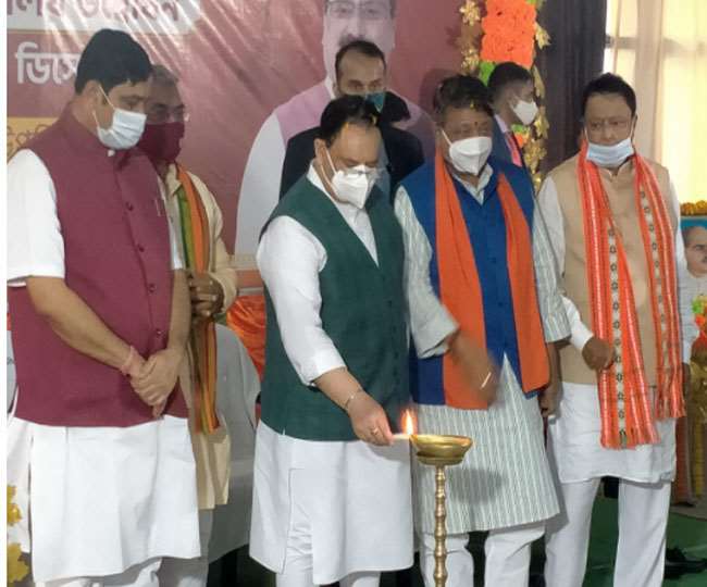बंगाल के दो दिवसीय दौरे पर कोलकाता पहुंचे भाजपा के राष्ट्रीय अध्यक्ष जेपी नड्डा