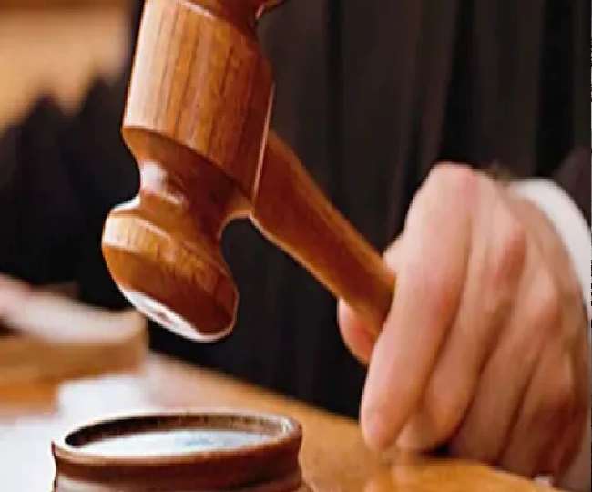 https://www.jagranimages.com/images/newimg/09122021/09_12_2021-british_high_court_22280229_214355328.jpg