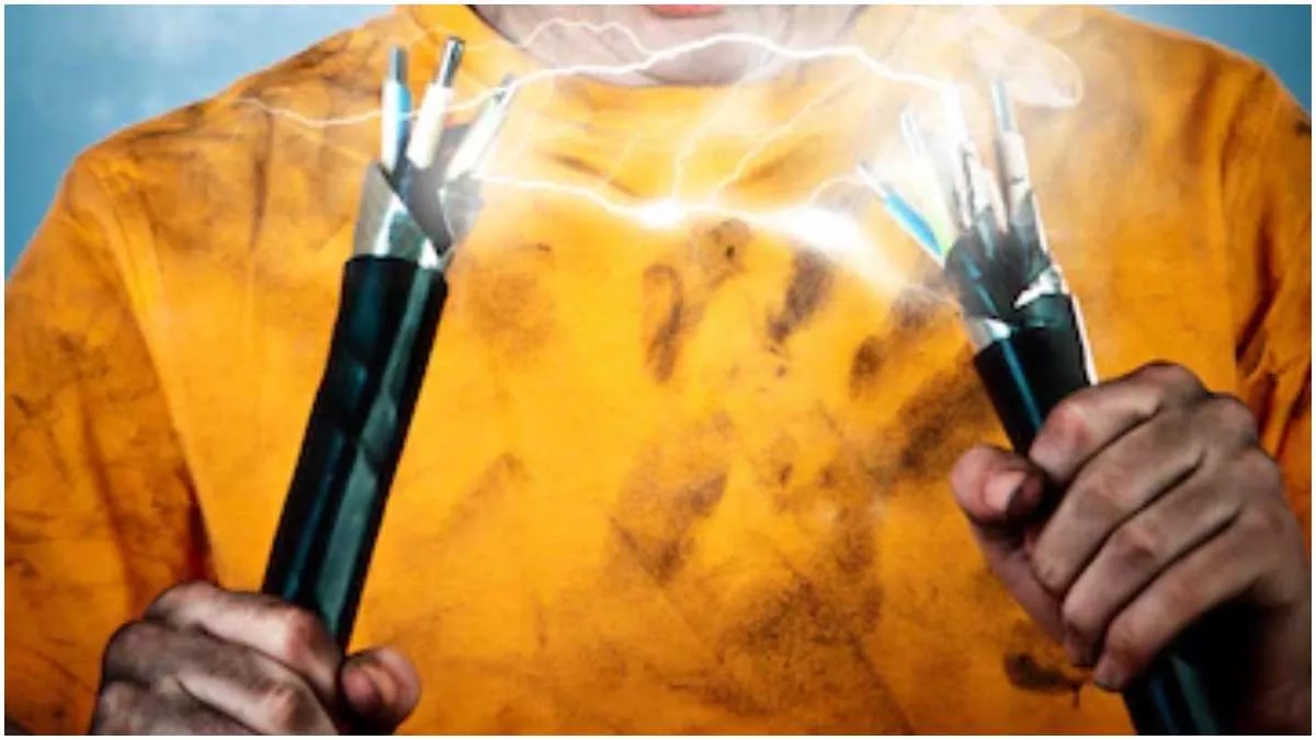 Electric Shock First Aid: बिजली का झटका लगने पर क्या करना चाहिए?